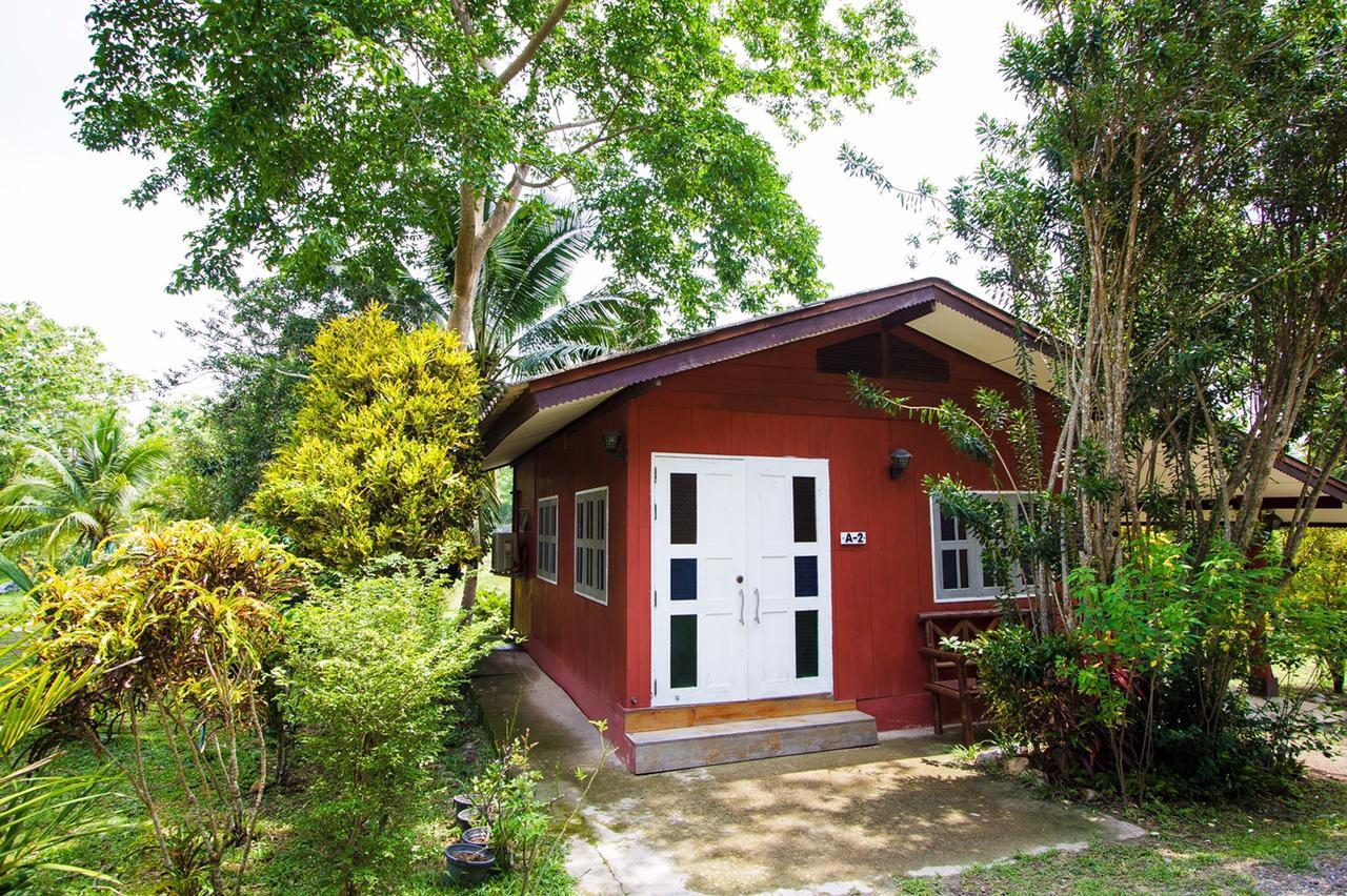The Teak Resort Chiangdao 치앙다오 외부 사진